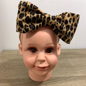 Cheetah Bow